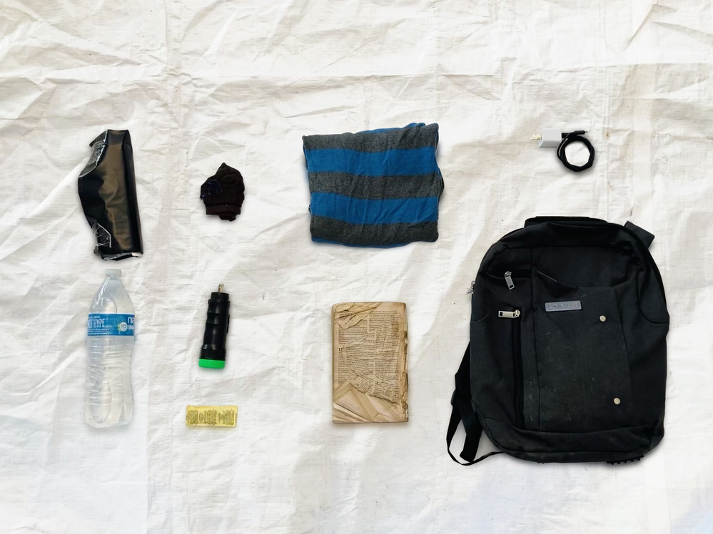 ¿Qué hay en la mochila de una persona migrante?