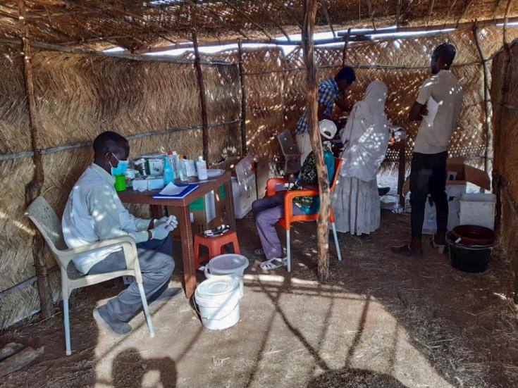 Médicos Sin Fronteras en el campamento de Um Rakuba, estado de Gedaref, Sudán.