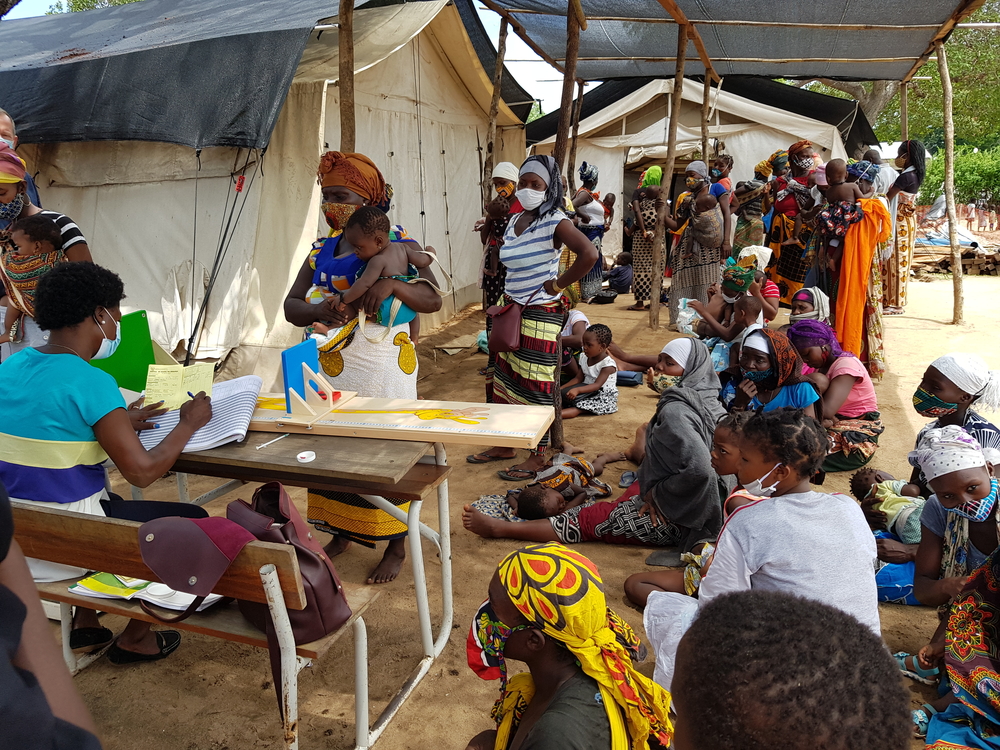 Consultas neonatales e infantiles en nuestra clínica móvil en el campamento de desplazados internos 25 de junio. Marzo de 2021
MSF/Amanda Furtado Bergman