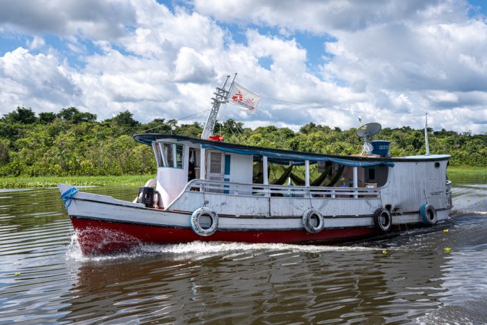 Nuestra clínica móvil viajó durante 8 días por el Río Anapú, en la región amazónica de Pará. Logramos visitar 8 comunidades y atender a 390 pacientes. Brasil, julio de 2021Mariana Abdalla/MSF