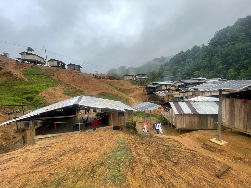 La comunidad confinada en Guadalito Beté, Chocó, en Colombia.Carlos Estrella.