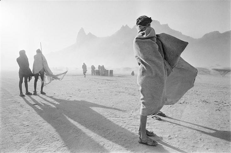 Trabajábamos en Etiopía hasta que el gobierno nos expulsó por denunciar la instrumentalización de la ayuda humanitaria. Sin embargo, seguimos trabajando con refugiados etíopes en Sudán, uno de los países vecinos. Sudán, 1985 