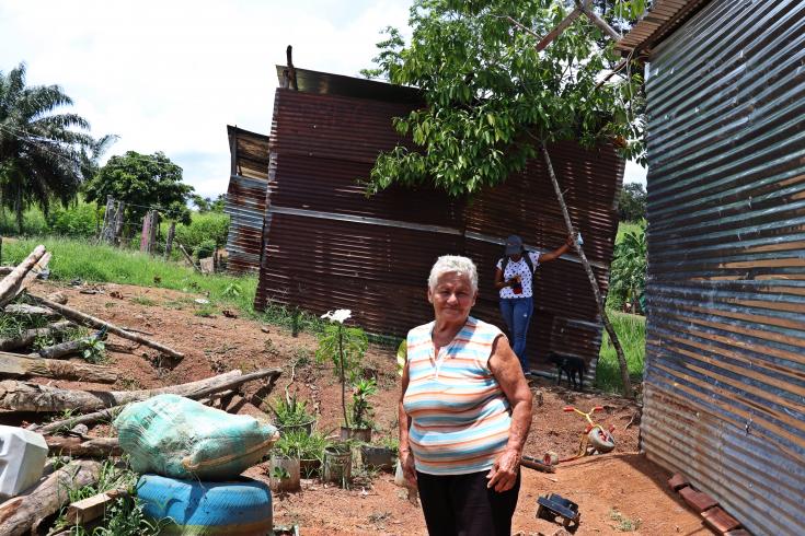Victoria, 70 años, en Tibú