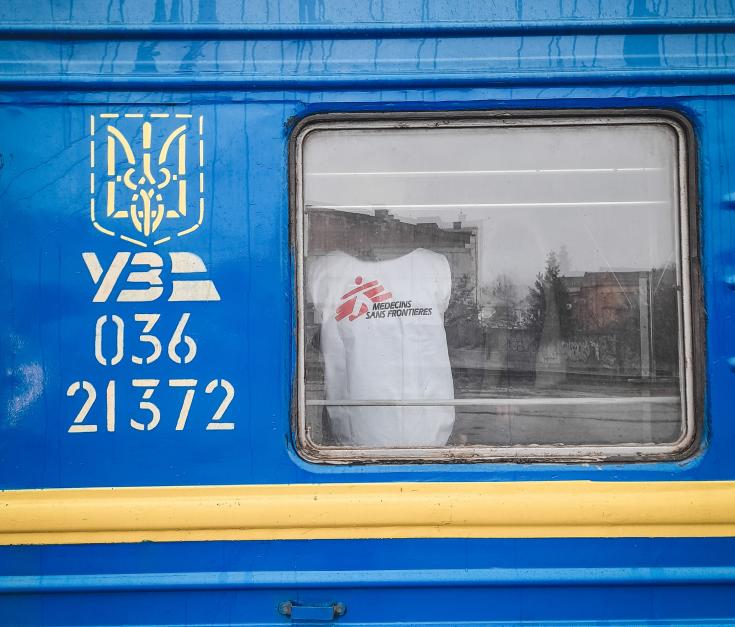 MSF pone en marcha un tren medicalizado para derivar pacientes heridos desde el este al oeste de Ucrania