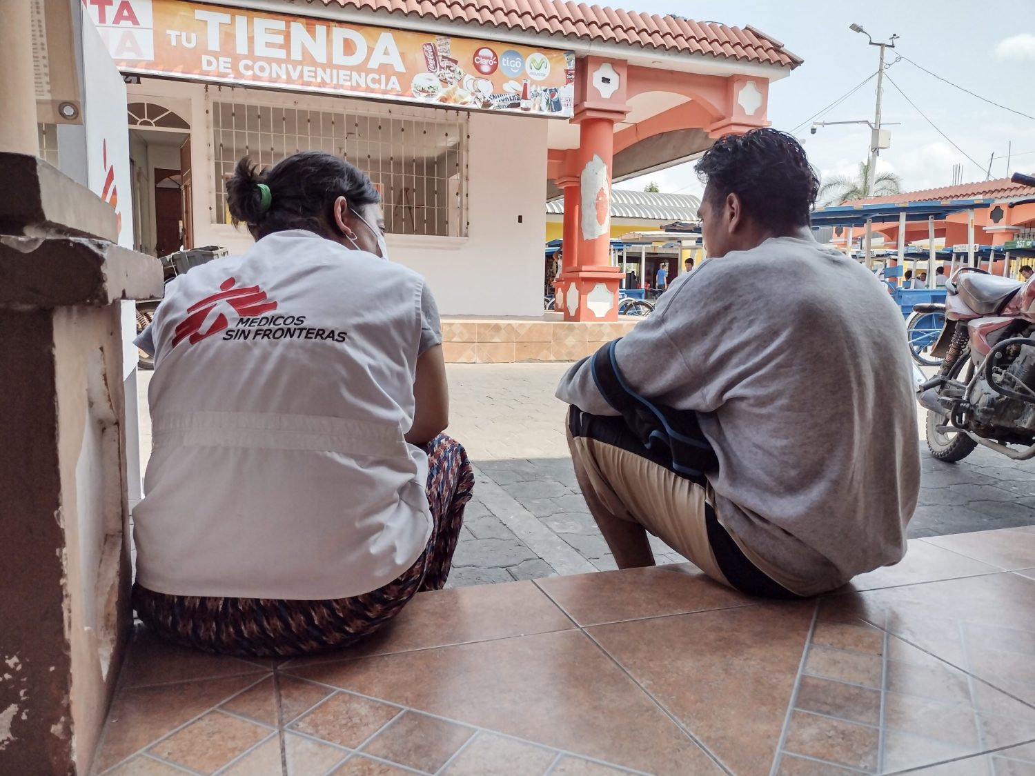 Brindamos asistencia médica en la terminal de ómnibus de Tecún Umán.MSF/Esteban Montaño.