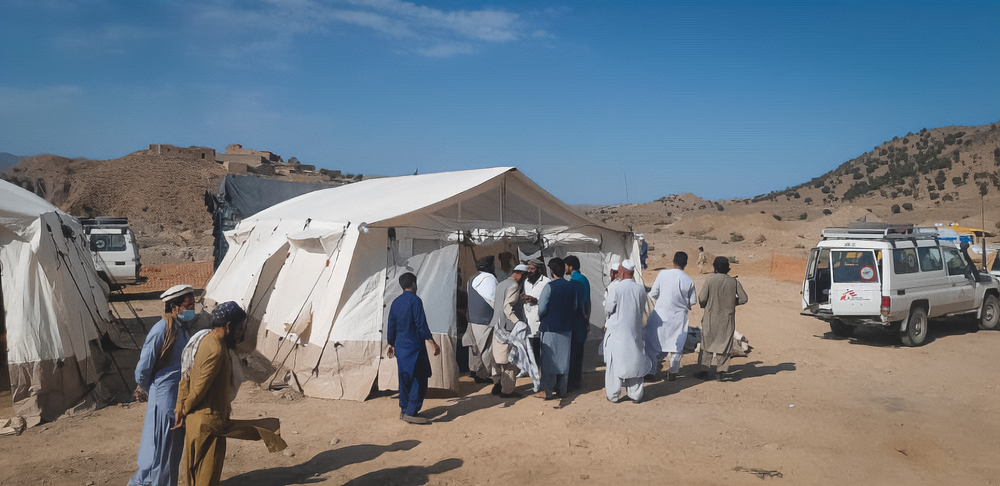 En Bermal, provincia de Paktika, hemos abierto una clínica de ocho camas que funciona las 24 horas donde los pacientes son estabilizados hasta que pueden ser derivados para recibir atención adicional.MSF.