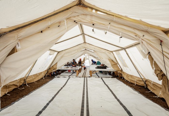 Vista interior de unas de las carpas de nuestro centro de tratamiento contra el cólera en Munigi, República Democrática del Congo.Michel Lunanga/MSF.