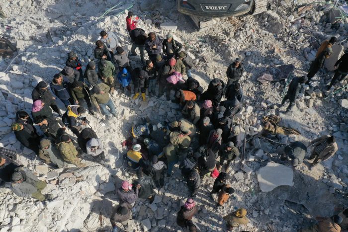 Según las últimas estimaciones, los terremotos que afectaron a Turquía y Siria han provocado la muerte de más de 35.000 personasOMAR HAJ KADOUR.