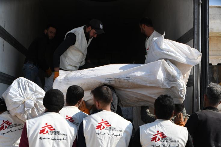 Convoy de ayuda a víctimas del terremoto en Siria