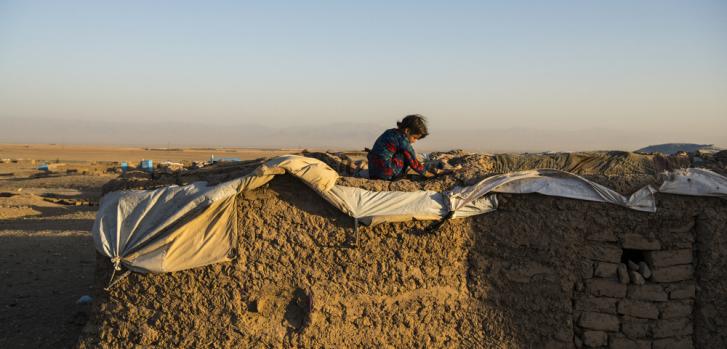 Campo para personas desplazadas en las afueras de Herat. Afganistán, agosto de 2019Andrew Quilty