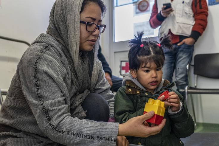 Zahra tiene solo 6 años, sufre de autismo y otros problemas mentales.