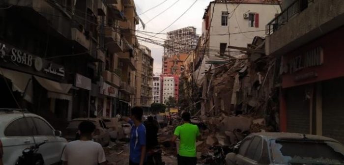 Momentos después de la explosión en las calles de Beirut, Líbano. 4 de agosto de 2020  ©Mario Fawaz / Médecins Sans Frontières