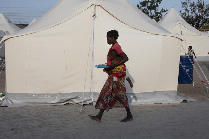 Campo de desplazados tras el ciclón en Mozambique 