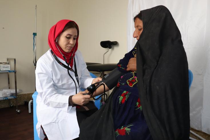 Atención médica a los desplazados en Afganistán