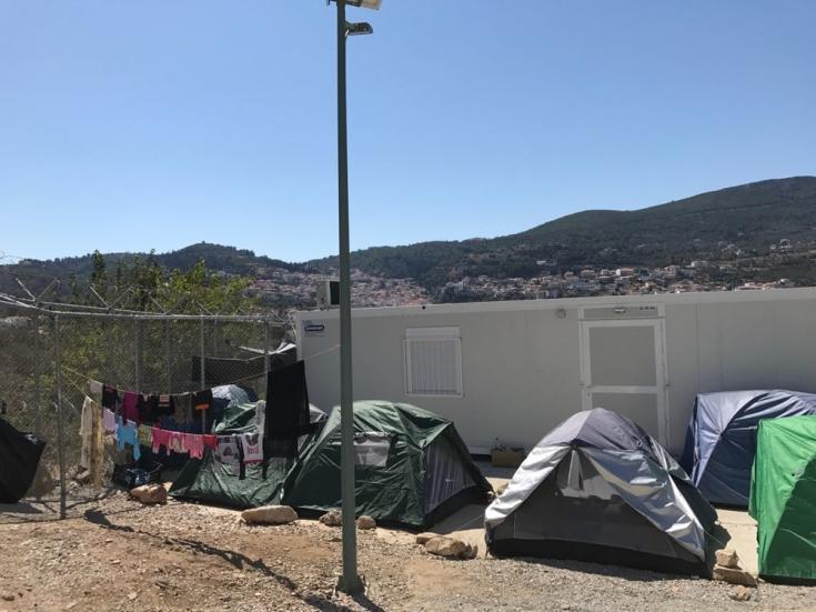 Atrapados en la isla de Samos, los solicitantes de asilo se ven obligados a vivir en condiciones extremas en el Centro de Recepción e Identificación (RIC).