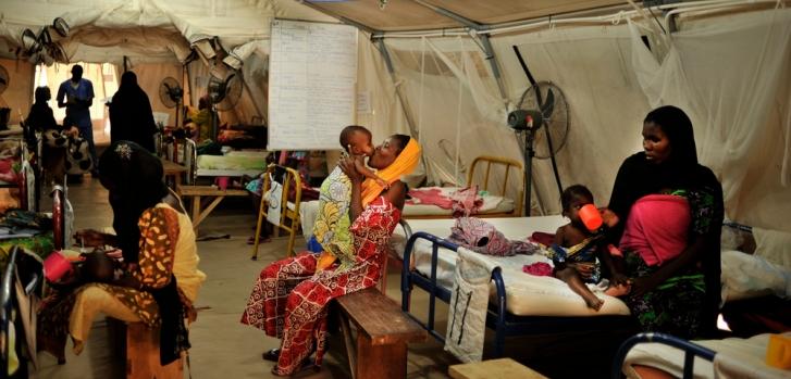 Vista de una de las tiendas de nuestro centro hospitalario de nutrición de Fori, en el estado de Borno (noreste de Nigeria).          Ivan Muñoz