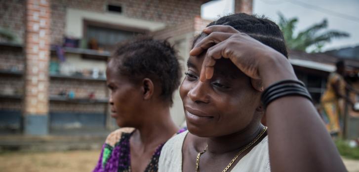 Moulasi, embarazada de ocho meses, tuvo que andar durante dos días para llegar hasta el hospital de Lulingu.Marta Soszynska/MSF