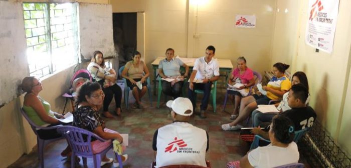 Comité de Salud local en el municipio de San Salvador, en la Comunidad Peralta. MSF