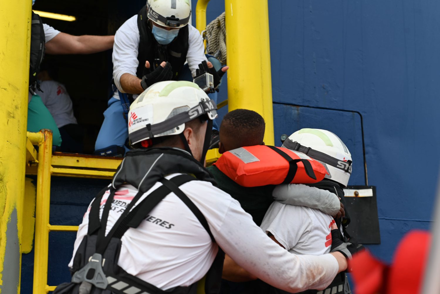 Operación de rescate de Médicos Sin Fronteras en el mar Mediterráneo.